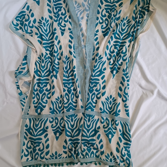 NWOT Terquoise & cream kimono - Picture 2 of 2